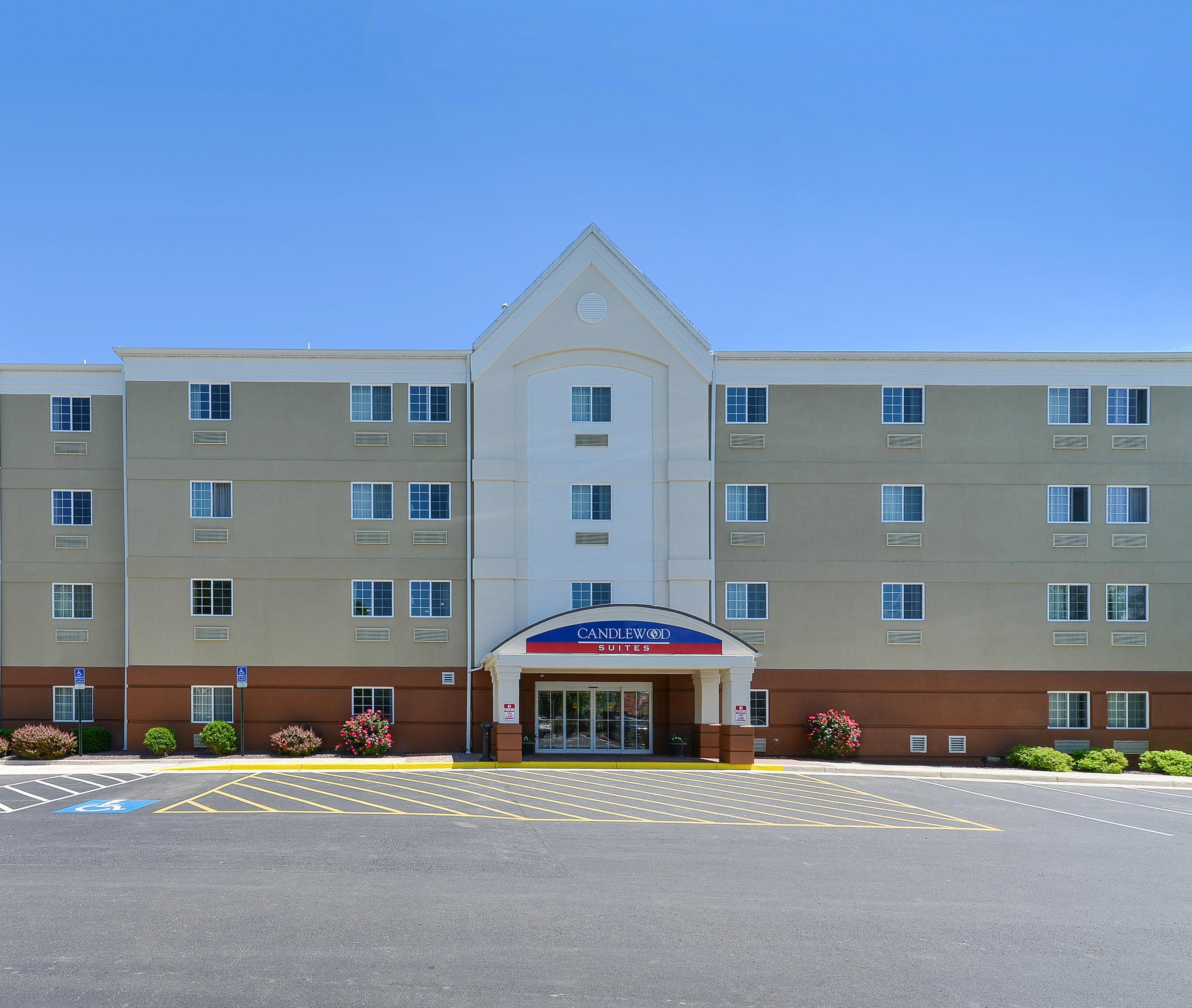 Candlewood Suites Winchester, An Ihg Hotel Esterno foto