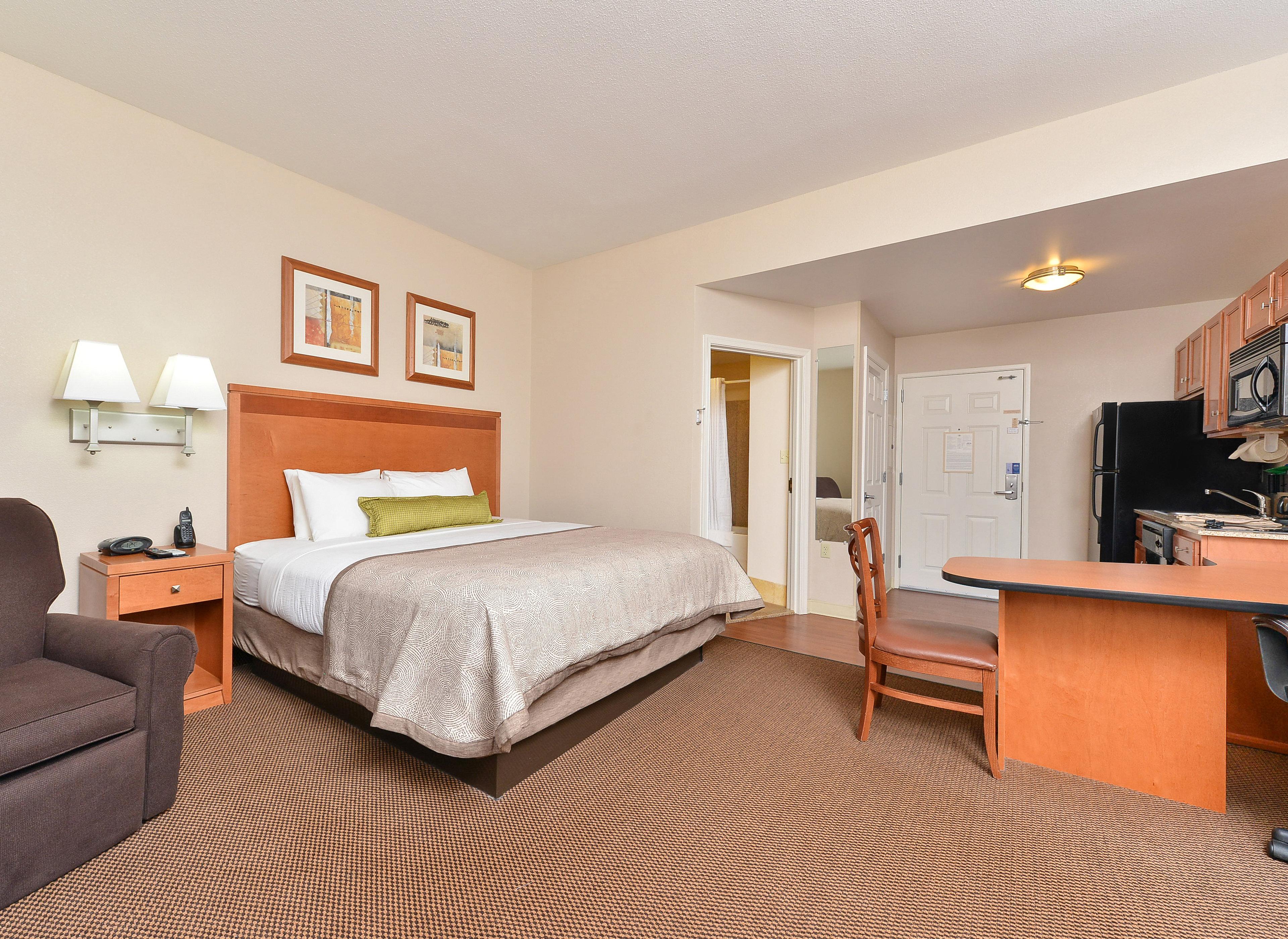 Candlewood Suites Winchester By Ihg Esterno foto