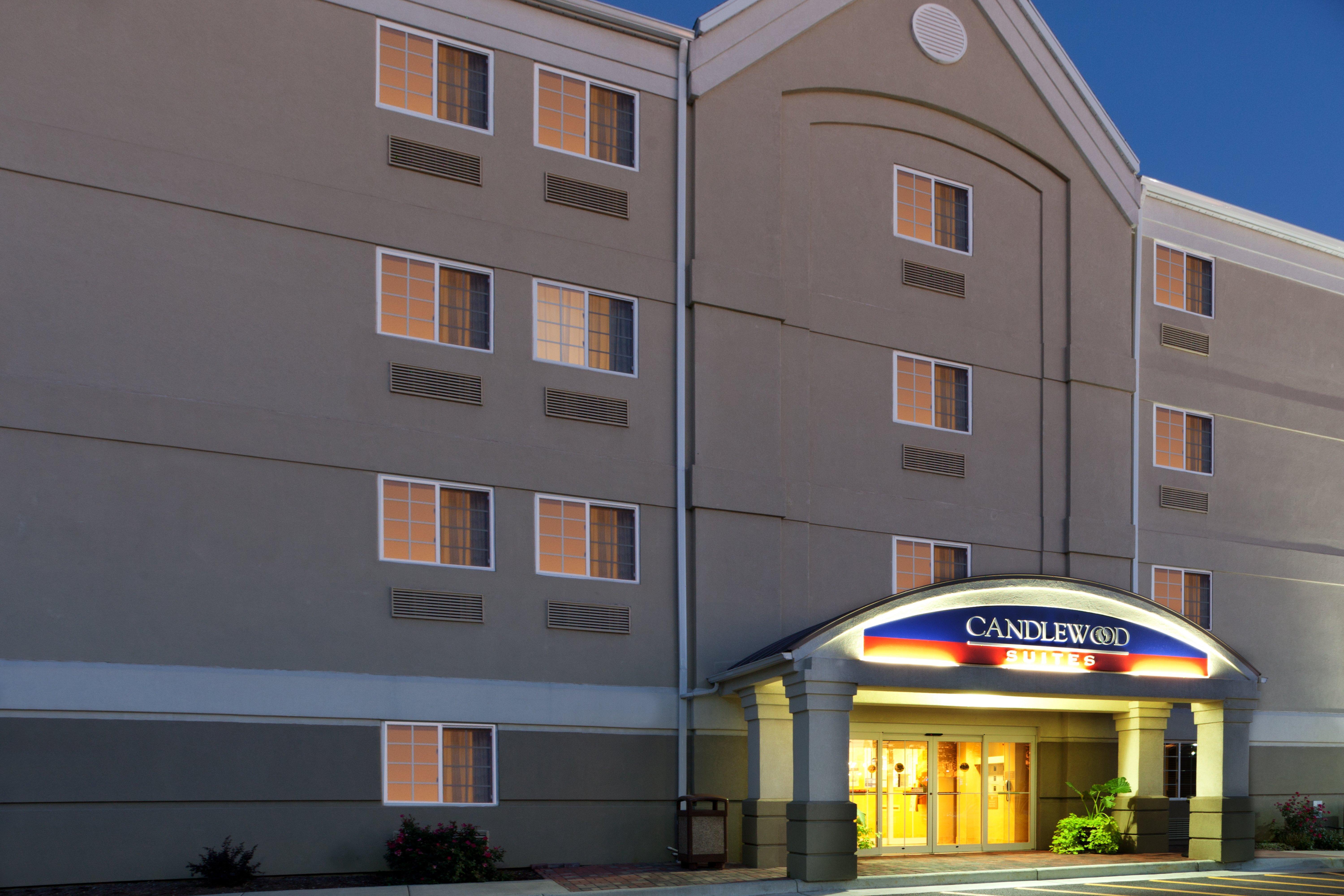 Candlewood Suites Winchester By Ihg Esterno foto