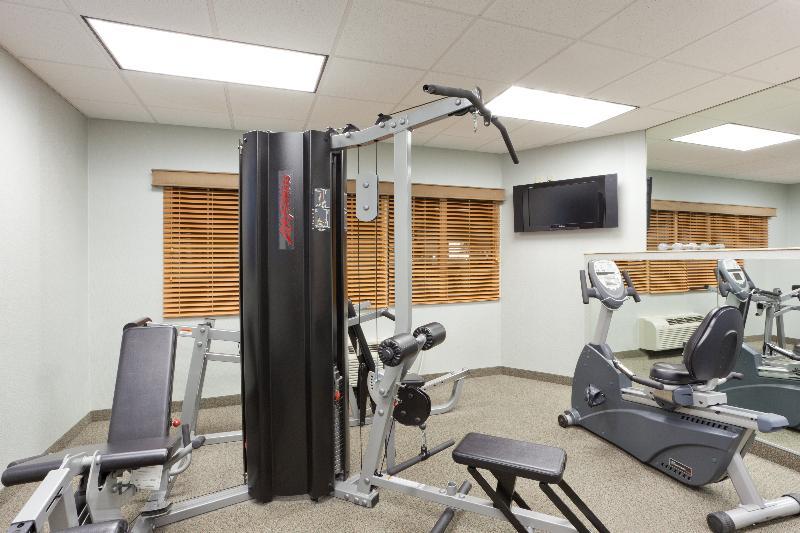 Candlewood Suites Winchester By Ihg Esterno foto